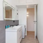 Bicocca Modern Flat Апартаменты *