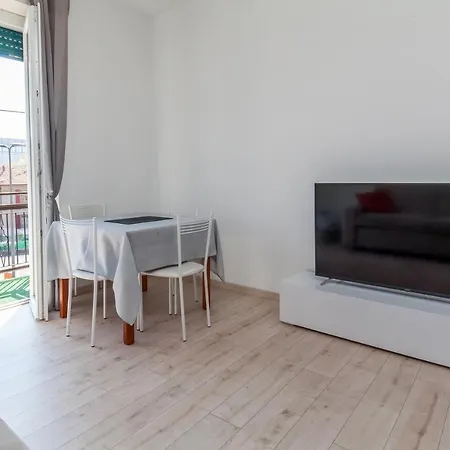 Bicocca Modern Flat Apartment