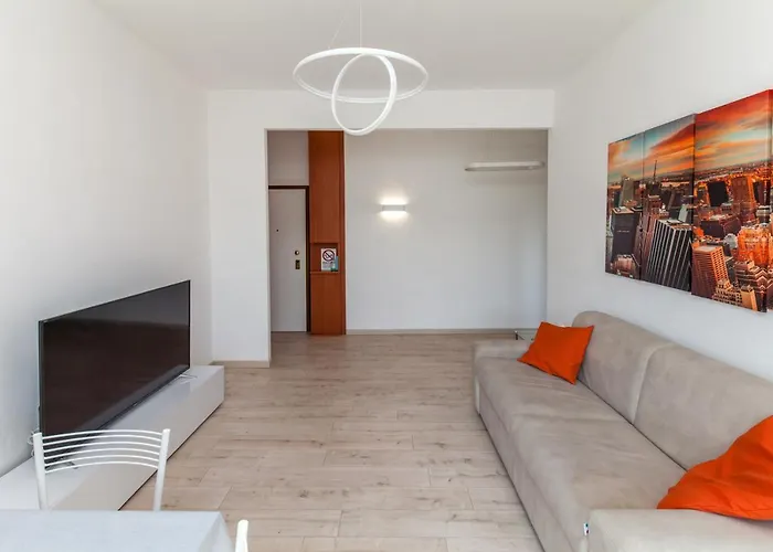 Apartment Bicocca Modern Flat *