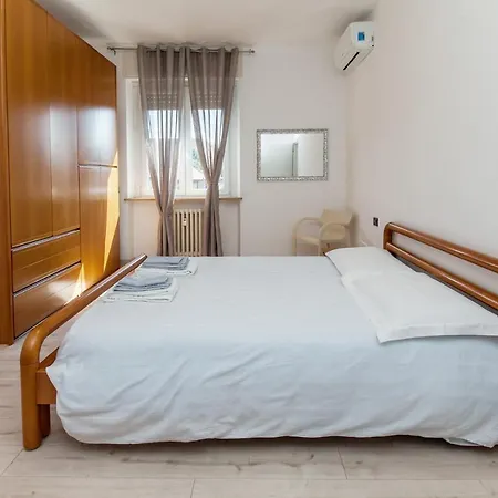 Bicocca Modern Flat *